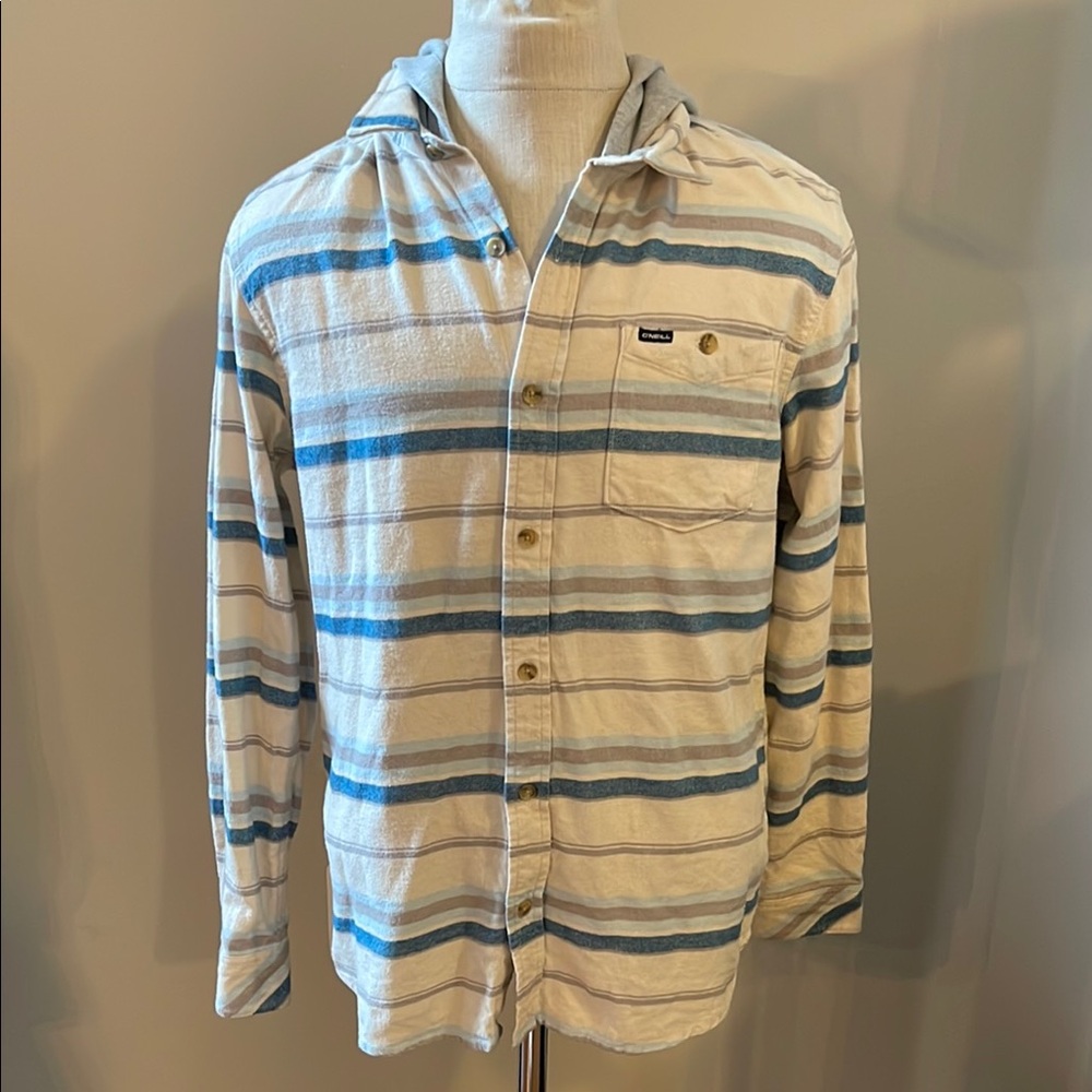 O’Neill button down flannel hoodie. Like new condition. Size Medium.